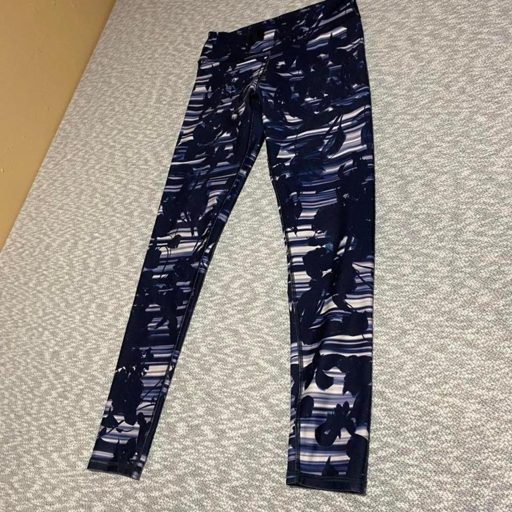 Fabletics blue leggings with black floral print Active Fitness women S. SKU-A295